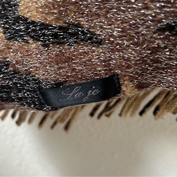 Snow Leopard Print Poncho Shawl Fringe Sides Tan Black Gold One Size - Picture 5 of 11